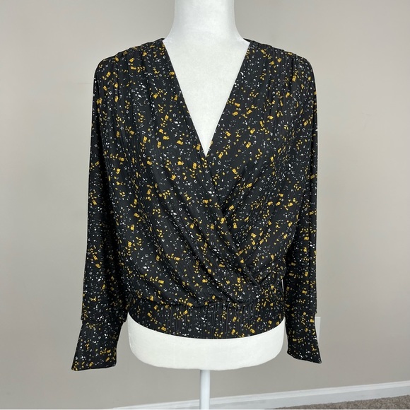 DEX V-NECK PLEATED LONG SLEEVE BLOUSE IN BLACK AND YELLOW PRINT SIZE SMALL - Picture 6 of 16